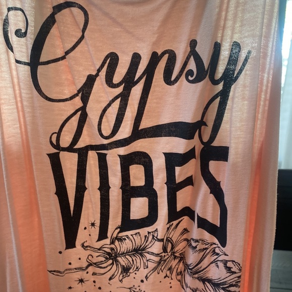 4/$10 Gypsy Vibes tank - Picture 2 of 2